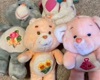 Vintage 1980s plush and toys (Popples, Care Bears) 