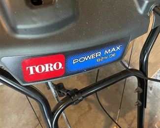 Toro Power Max 824 OE Snowblower 