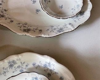 Large Large set of Vintage China (Haviland) 