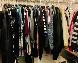 Women’s clothing size medium