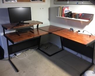 Desk with return