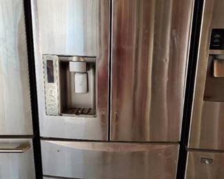 LG Refrigerator LMX28988ST/01