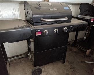Char-Broil Grill - Propane