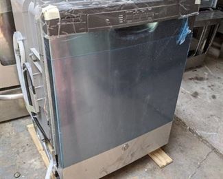 Dishwasher - GE Appliances - GDF510PSM5SS