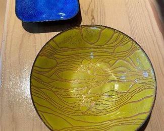 Vintage enamel art bowls