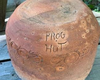 Clay frog hut