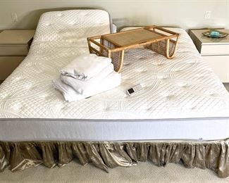 Split King SleepNumber adjustable  bed with remote