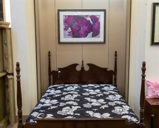 Cherry poster bed! Luggage rack at the end.