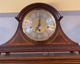 Howard Miller Presidential Collection Mantle Clock