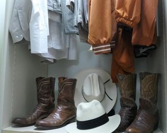 Mens boots size 9 1/2 - 10