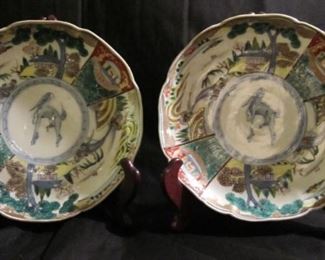 Pair of small polychrome plates