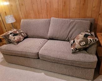 $75.00 sofa sleeper VG condition