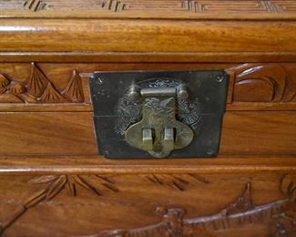 Wooden chest, Asian motif, lock (additional lock piece inside)