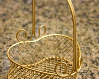 heart basket, small, gold color