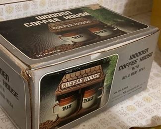 1970s era his & hers coffee mug set