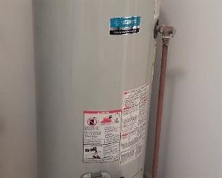 Hot water heater
