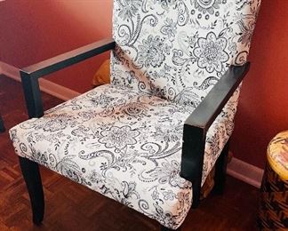 6.   Modern b/w floral and houndstooth arm chair • 40"Hx26"Wx24"D • $125