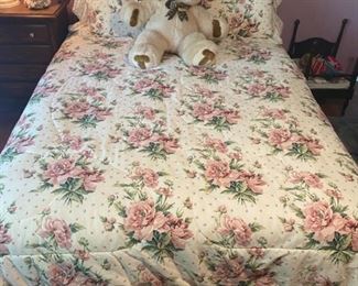 Queen Frame w/Headboard & Queen Beautyrest Mattress - 38"H 60"W x 80"D - $125  