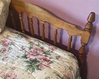 Queen Frame w/Headboard & Queen Beautyrest Mattress - 38"H 60"W x 80"D - $125  
