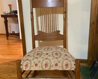 Vintage Rocking Chair 