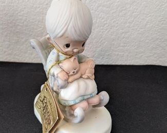 Precious Memories "The Purr-fect Grandma"