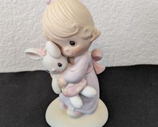 Precious Memories "Jesus Loves Me"