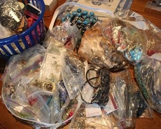Bags of jewelry to be sorted - lots available