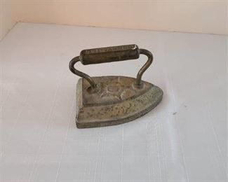 Vintage Cast iron iron