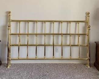 Vintage Drexel Bedroom Set: Dresser w 2 Mirrors, 2 Nightstands, Armoire  Brass Headboard/Footboard 