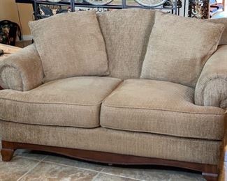 Douglas Furniture Traditional Fabric Loveseat Coach Sofa 36x64x40in HxWxD