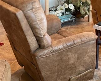 AS-IS La-Z-Boy Microfiber Recliner Reclining Chair #1 40x37x33in HxWxD