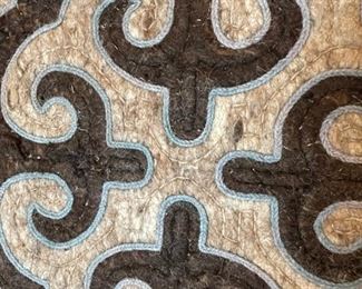 Handmade Traditional Mongolian Felt Tapestry Mat 27in Diameter