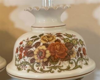 2pc Hand Painted Parlor/Hurricane Lamps Gone With The Wind 28in H x 14in diameter