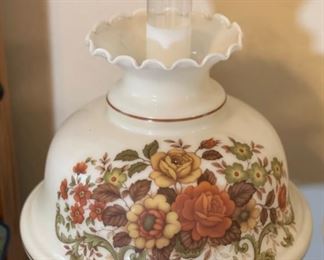 2pc Hand Painted Parlor/Hurricane Lamps Gone With The Wind 28in H x 14in diameter