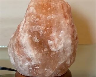 8in Himalayan Salt Lamp 8in H