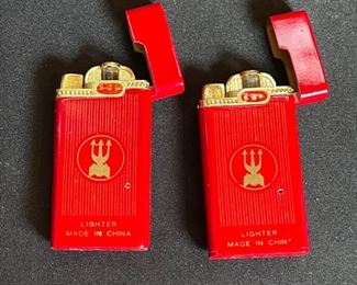2pc Chinese Chairman Mao Zedong Butane Flip Top Lighter Red 3x1.5in