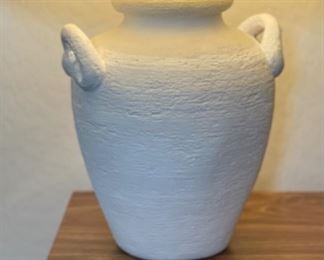 Ceramic 2 Handle Lamp Single 27in H x 21.5in Diameter