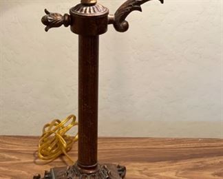 Single Arm Table Lamp 31x14x8in HxWxD