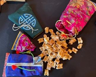4 Bags Huge Lot of Mongolian Shagai Ankle Bones in Silk Pouch Game pieces