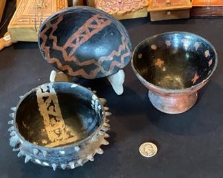 3pc Primitive Amazonian Native Pottery Yudjá YUDJA Indian Lg: 3in H x 5in Diameter