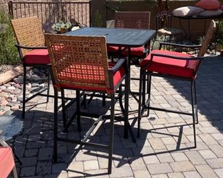 Metal Hi-Top Patio Table w/ 4 Chairs 41.5x38x38 HxWxD