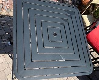 Metal Hi-Top Patio Table w/ 4 Chairs 41.5x38x38 HxWxD