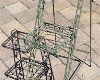 3-Tier Patio Wire Plant Stand 26 x 8 x 21
