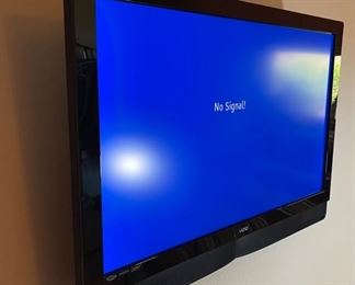 Vizio 46in 1080p TV VW46L 29x44x3in HxWxD