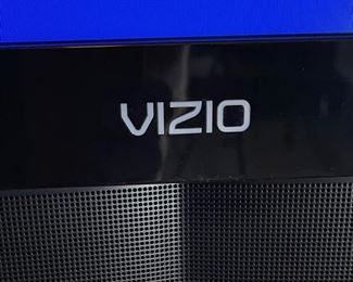 Vizio 46in 1080p TV VW46L 29x44x3in HxWxD