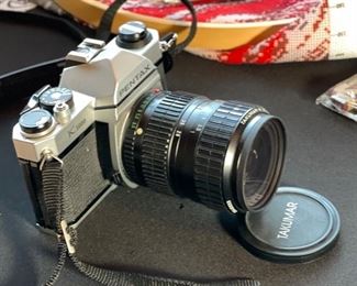 Pentax K1000 35mm SLR Camera Takumar-A Zoom 28-80mm Lens