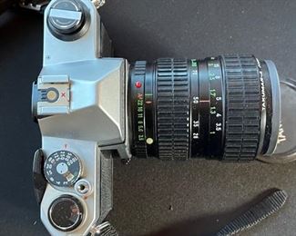 Pentax K1000 35mm SLR Camera Takumar-A Zoom 28-80mm Lens