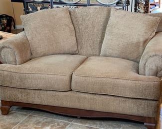 Douglas Furniture Traditional Fabric Loveseat Coach Sofa	36x64x40in	HxWxD
