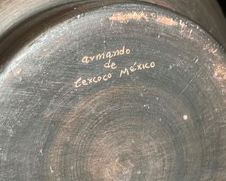 Armando de Texcoco Mexico Pottery	7.25in H x 8in Diameter	
