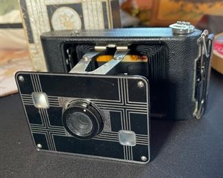 Jiffy Kodak Six-20		

